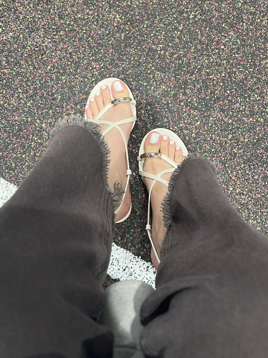isa_pes2's tweet photo. Para quem gosta de unhas mais curtinhas 💕 https://t.co/PyLHd1f1zM