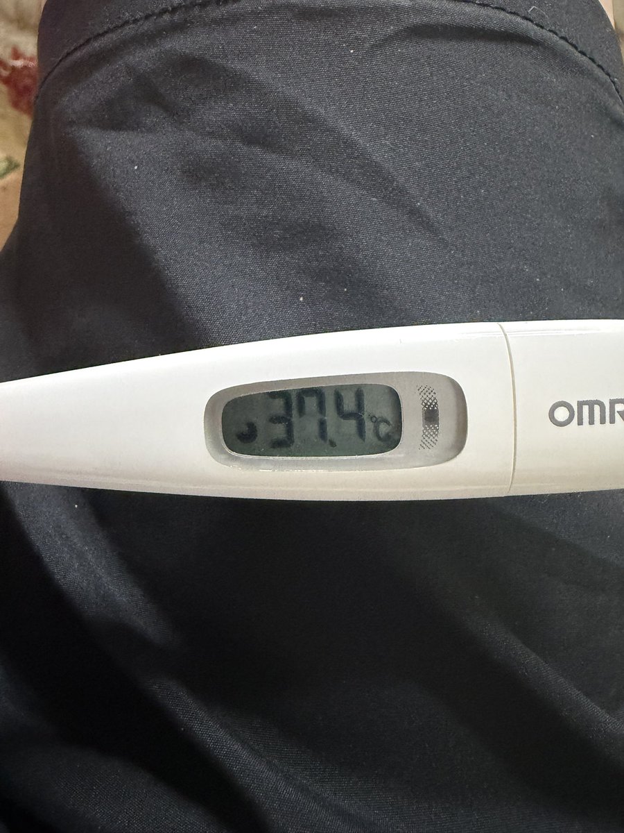 SRS_Shion's tweet photo. これから本格的に夏が始まろうとしていく中、早速体調崩した😭

残り3連勤頑張る💦 https://t.co/ZSH34RJ5XA