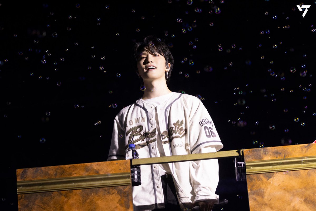 nodithink's tweet photo. 2026 caratland photo sketch #디노 https://t.co/5QMJoQA3vF