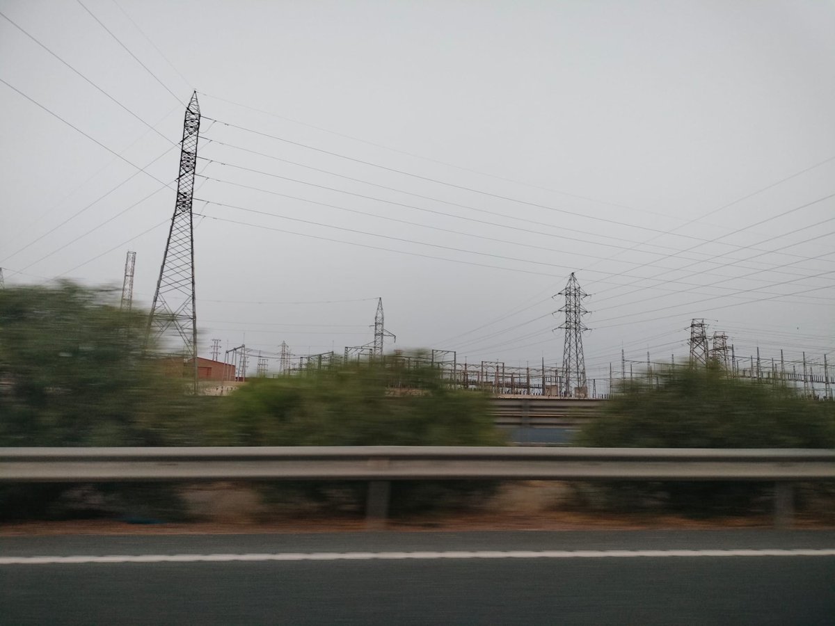 IZQALCALARENA's tweet photo. ⚡ IZ-AL propone crear Empresa de Energía para hacer frente a los continuos cortes de luz.
Una empresa pública para impulsar renovables, reducir costes, combatir la pobreza energética y ofrecer un suministro más justo y estable.
La energía es un derecho, no solo un negocio. https://t.co/SlyhGMdFSR