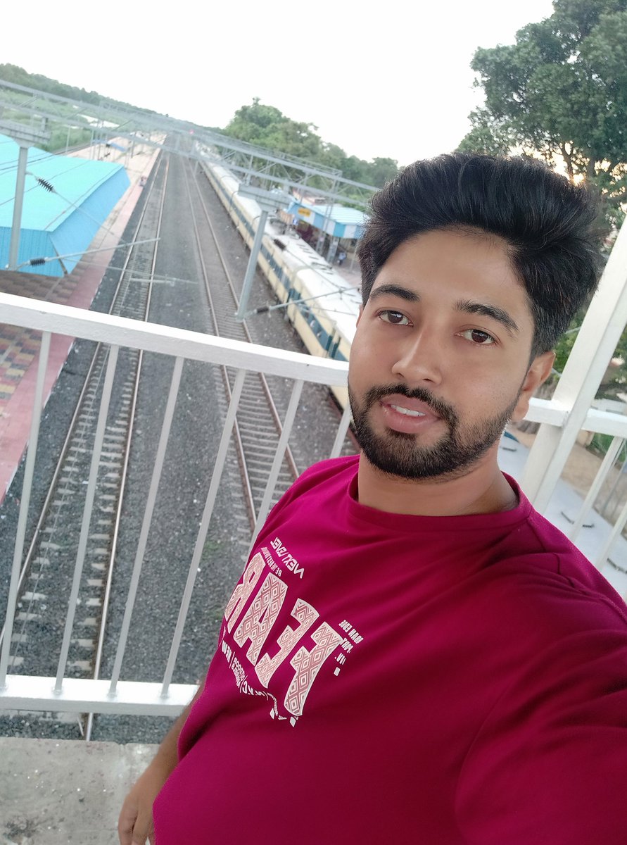 KumarRa03245441's tweet photo. https://t.co/Qs7D7xVvwj