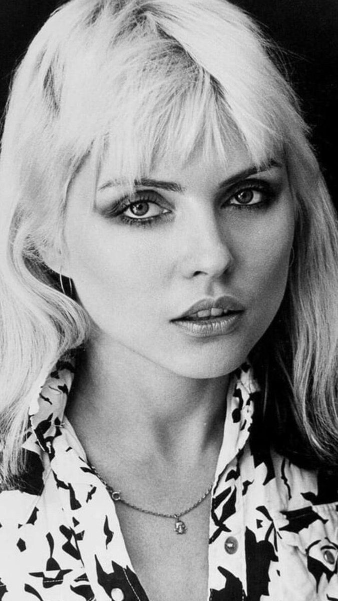 qrpress_'s tweet photo. Debbie Harry - Blondie https://t.co/akFIQOAyAi