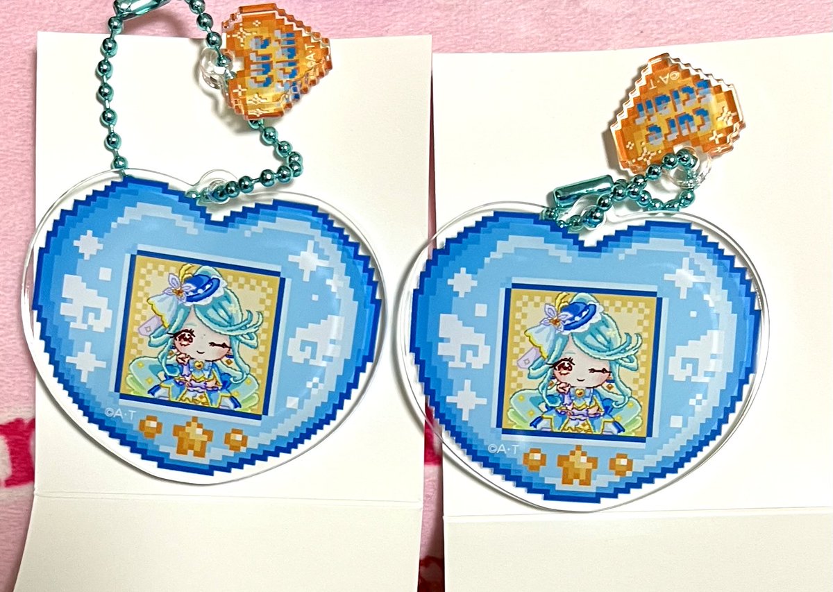 coronaxx's tweet photo. プリティストアで新発売した名探偵プリキュア！ドットアートのアクキー
全8種で2個だけ買ったら両方キュアエクレールだった💦
しかもバラバラに取ったのではなく重なってる隣同士取ったのに💦
どんな確率💦 https://t.co/uCvxRiURSX