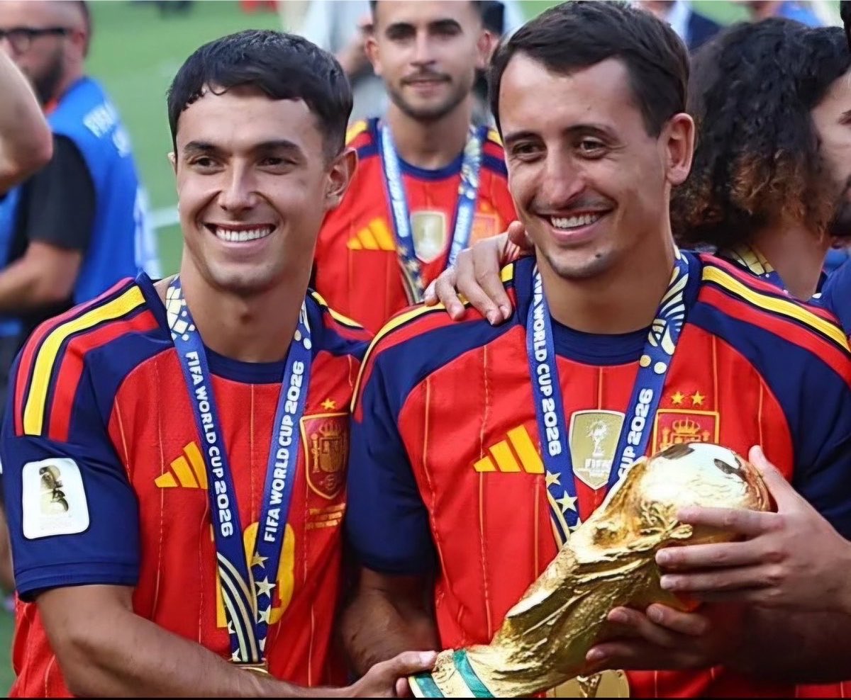 Kike_Marin_'s tweet photo. Ya es triste que ni Ayuntamiento ni Diputación tengan previsto homenajear a estos dos campeones del mundo, aunque tanto Martin como Mikel tienen el reconocimiento de la gran mayoría de sus paisanos. Son un orgullo como futbolistas y aún más como personas. #MadeInGipuzkoa https://t.co/8Qxo23VgCT