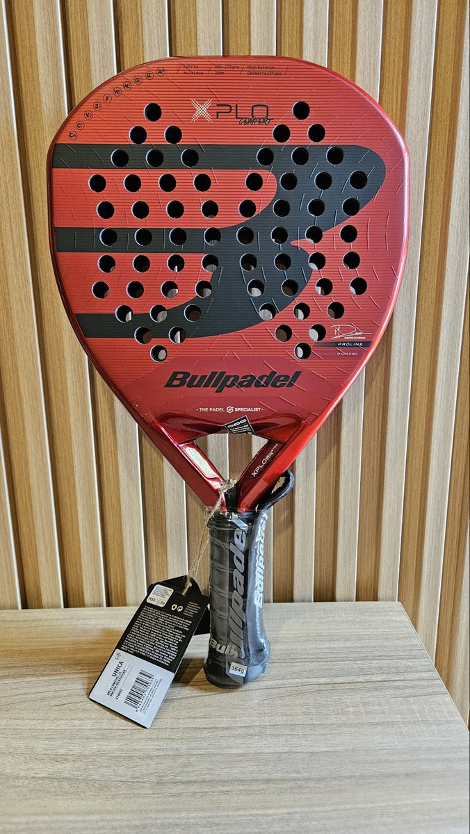 chocoMera's tweet photo. Mau dijual raket hadiah juara padel 
Brand New 
Bullpadel Xplo Comfort 2025
Berat 364gr
Rp. https://t.co/wsnWeAFE0A
Yang minat serius bisa DM for best price.￼ https://t.co/5R3pdOgNk5