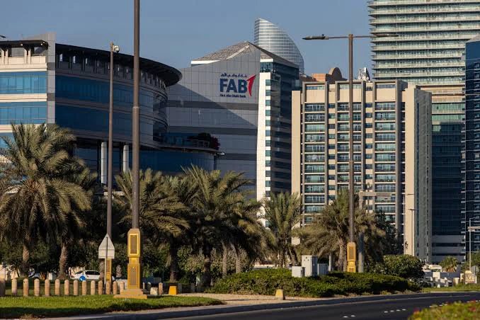kdn_nn's tweet photo. South Africa Is Losing Foreign Banks. So Why Is One of the World’s Largest Lenders Moving In?

Visit 👇
https://t.co/TpgLx82FIN

For Full Story https://t.co/9uayVwLm1E