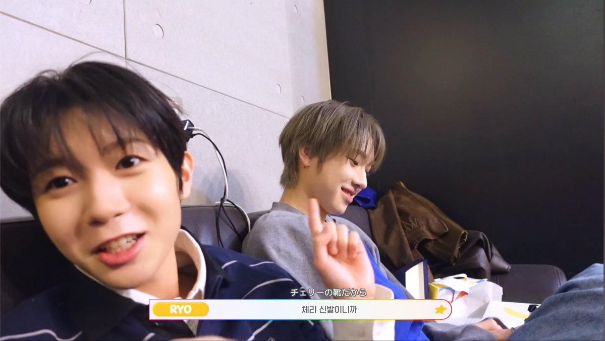 llcy_yuchi_'s tweet photo. 체리 신발즈 再来🍒✨ https://t.co/QIeyyla2hE