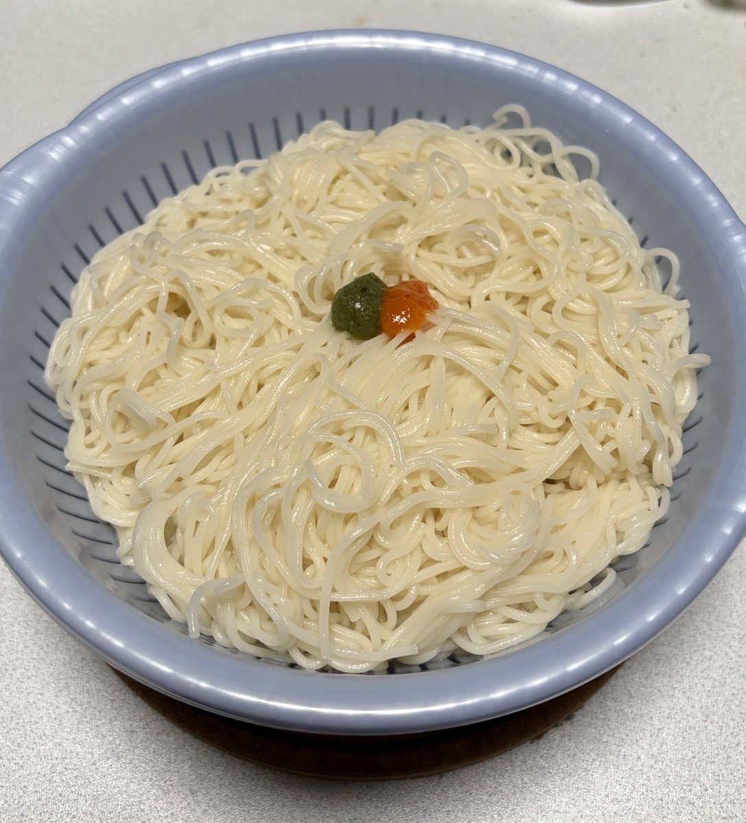 crossbow_po's tweet photo. #こひなた自炊部
結局素そうめんがいちばん美味い https://t.co/OYyYoI4pFx