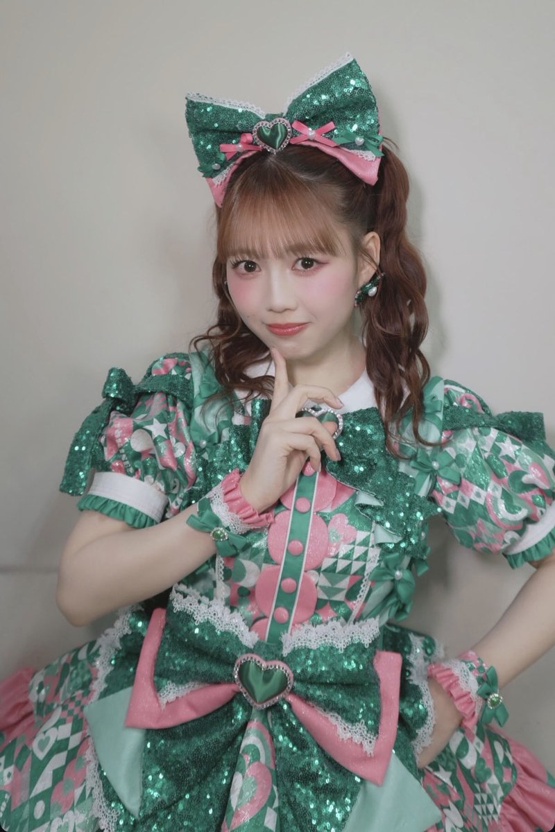 miyuu_hiy's tweet photo. 新衣装⋆˙⟡ 🎀💚
ぬいの等身だから起こる、衣装本体よりリボンが大きくなるという現象😮🪄(にしても大きすぎたかな)
#とき宣 #ぬい服 #ぬい衣装 https://t.co/rHEp9EN0Pz