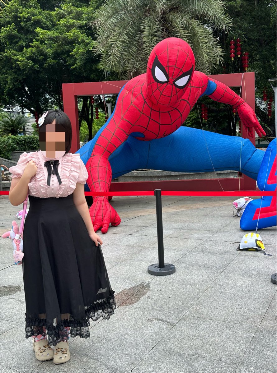 Aceticacid0721's tweet photo. 准备好影院见了嘛
（是正佳的小叽居） https://t.co/ucGZYXKQXi