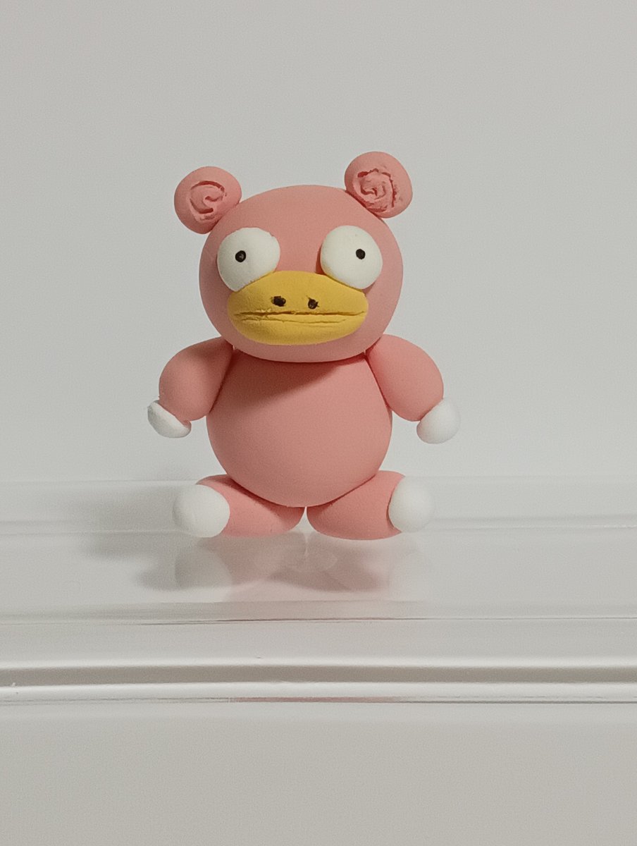 harukawa_koubo's tweet photo. ヤドン作ってみたけどたぶんなんかちがう。
#ヤドン　#ポケモン
#ハンドメイド　#粘土　#人形 https://t.co/lupliNcIny