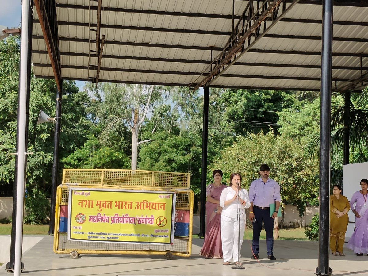 aolritudidi's tweet photo. @NMBA_MSJE awareness at Green Meadows School under guidance of @DMMoradabad Oath was lead by Manoj Kumar ji Provisional Officer alongwith @ArtofLiving life coach Ritu didi n Principal Seema Singh ji n teachers @narendramodi @myogiadityanath  @mygovindia @MSJEGOI @CMOfficeUP https://t.co/EAYv49fOuk