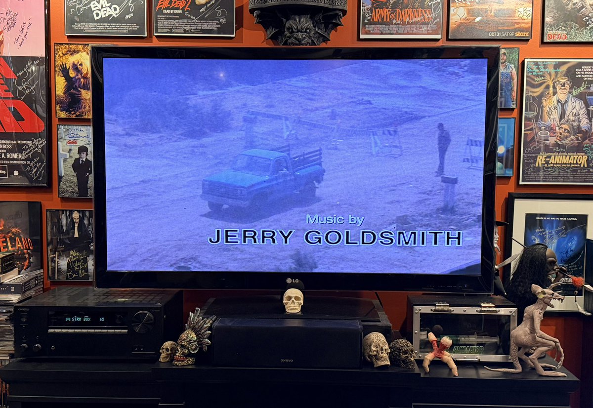 byMichaelWest's tweet photo. It’s been a Jerry Goldsmith morning. First, Twilight Zone: the Movie, now Poltergeist II: the Other Side. Inspiring as always! #filmmusic #jerrygoldsmith #amwritinghorror #inspirational #writerslife❤️ https://t.co/Iz2P8wFTFV