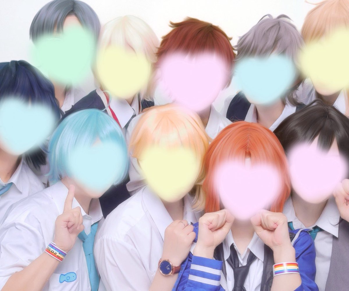 Chinatsu__S2's tweet photo. 夢ノ咲旧3年生10人でプリクラ📷❤️ https://t.co/JrYEZKUFpS