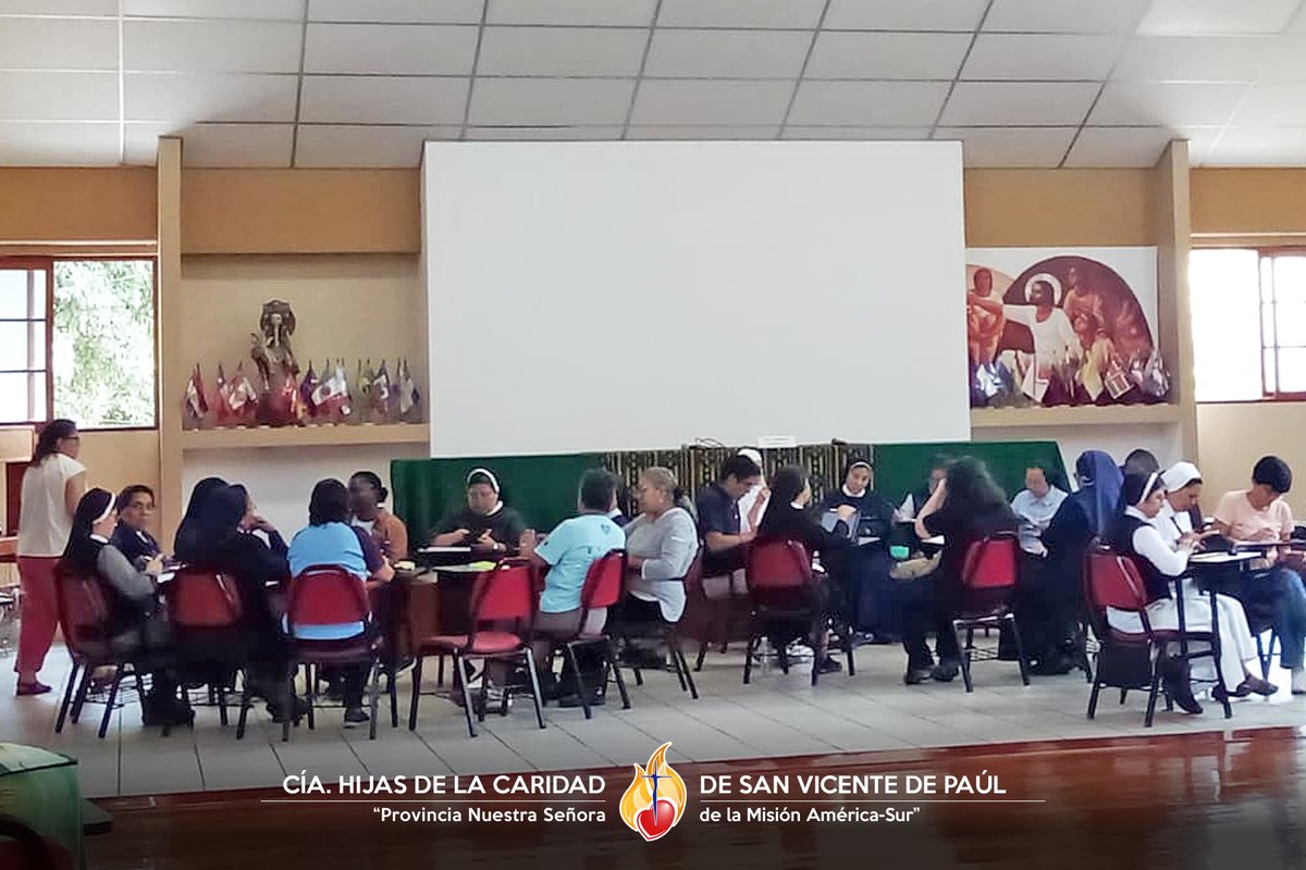 HCAmericaSur's tweet photo. 🙏 Horizontes Vocacionales: Construyendo una Cultura Vocacional Convocante 💙

🌐 https://t.co/iDDxyYUO3J

#CulturaVocacional #CulturaVocacionalConvocante #CulturaVocacionalHC #HijasDeLaCaridad #hijasdelacaridadamericasur https://t.co/xDXZXcbU64