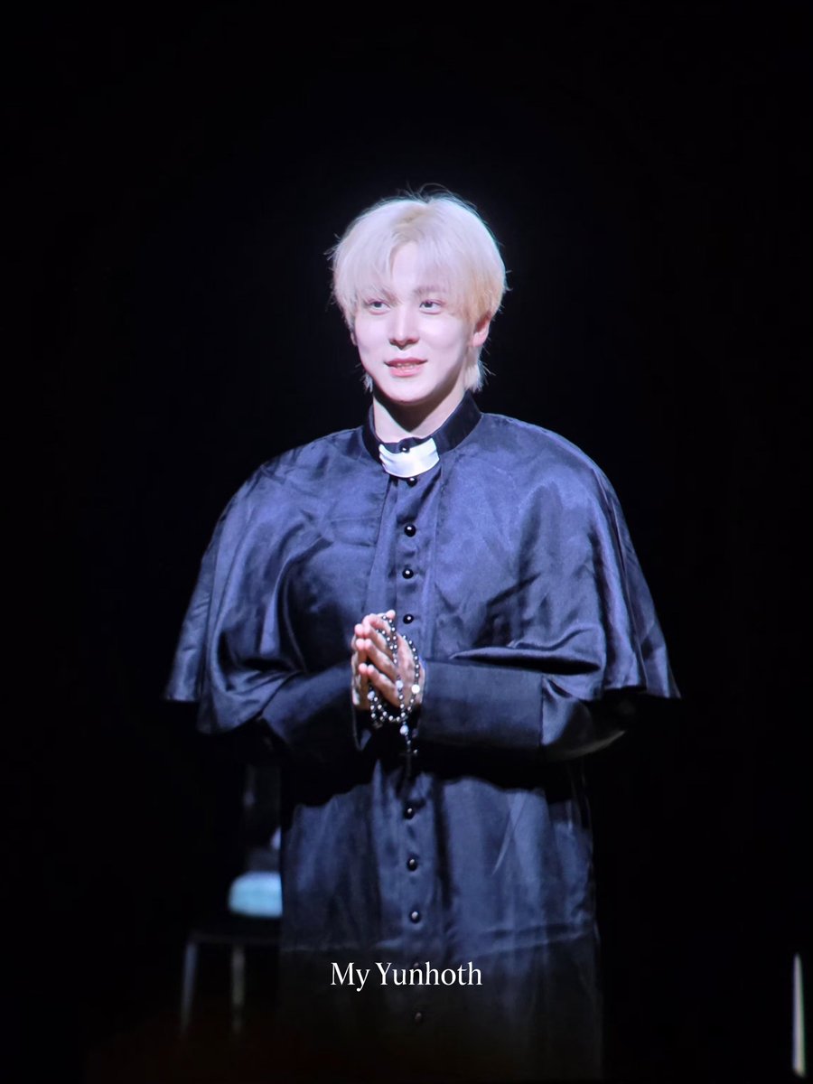 my_yunhoth's tweet photo. 260723 뮤직아트
스테파노...🙏
#ATEEZ #윤호 #YUNHO
#에이티즈 #정윤호 https://t.co/OHItp1mvmJ
