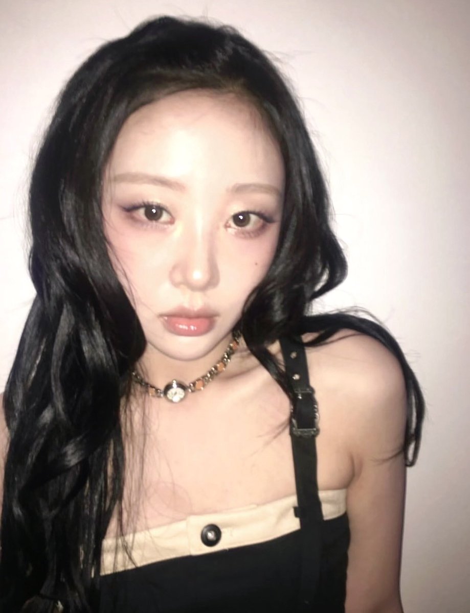 이달소 얼굴 tweet media