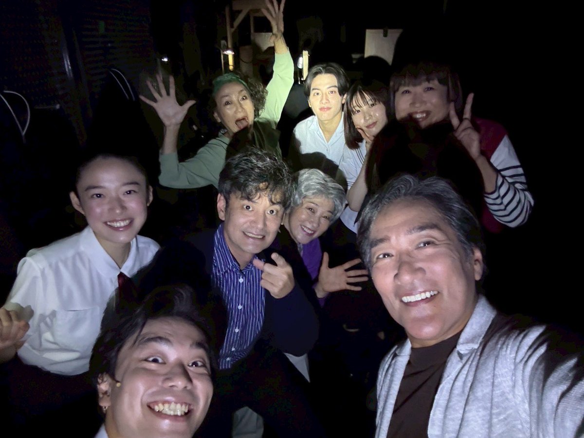 nekobe0422's tweet photo. #成瀬は天下を取りにいく 
本日も有難うございました！
#南座 での公演も、残すところあと4回🥹

写真はサンシャイン劇場での出番前の素敵な皆さま☺️✨

#中川大喜 さん #藤野涼子 さん #小林大介 さん #千賀由紀子  #明星真由美 さん #ISSEI さん #中村守里 さん #山崎静代 さん #天宮良 さん ✨☺️✨ https://t.co/j5eSc5wwPg