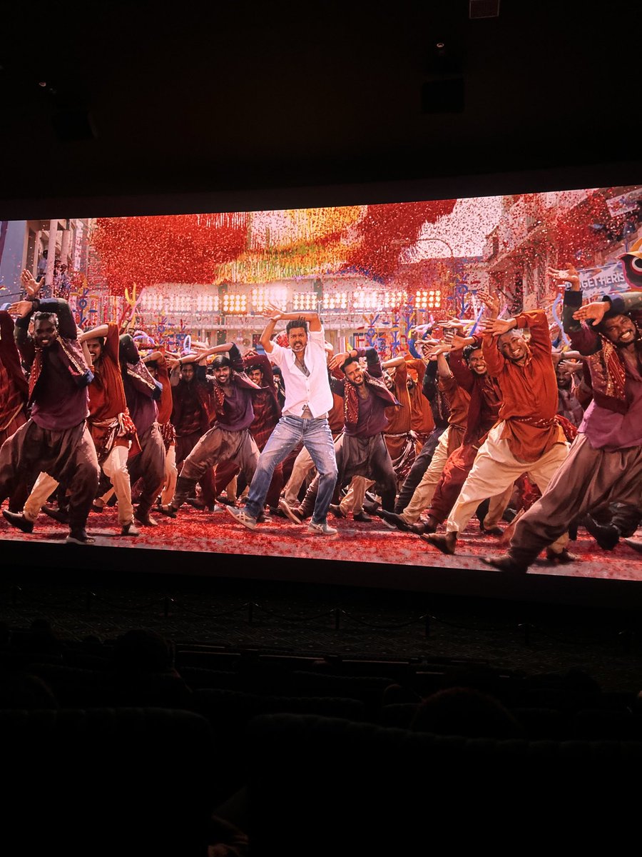 MarcusAurel06's tweet photo. Thorough entertainer so far! First half blast🧨Pokkiri level stuff this! Don’t trust paid negative reviews! Families are thronging the theatres! Unbelievable on a weekday! 

Jananaayagan! First half review! https://t.co/2F5VE4kaUT