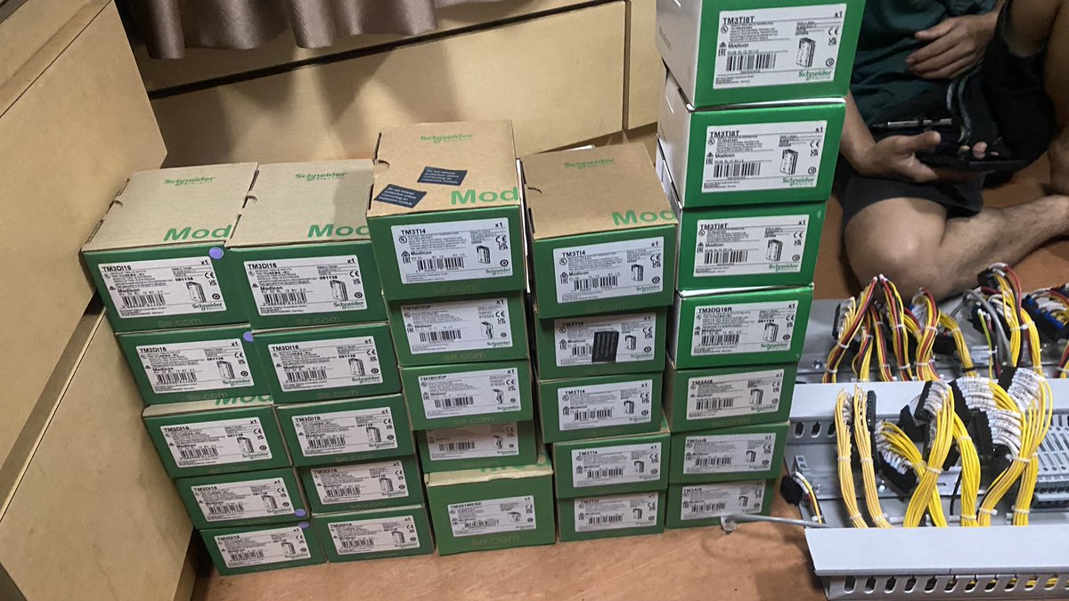 PforPisoll's tweet photo. tebak harga🤣 https://t.co/7NPgQ726AH