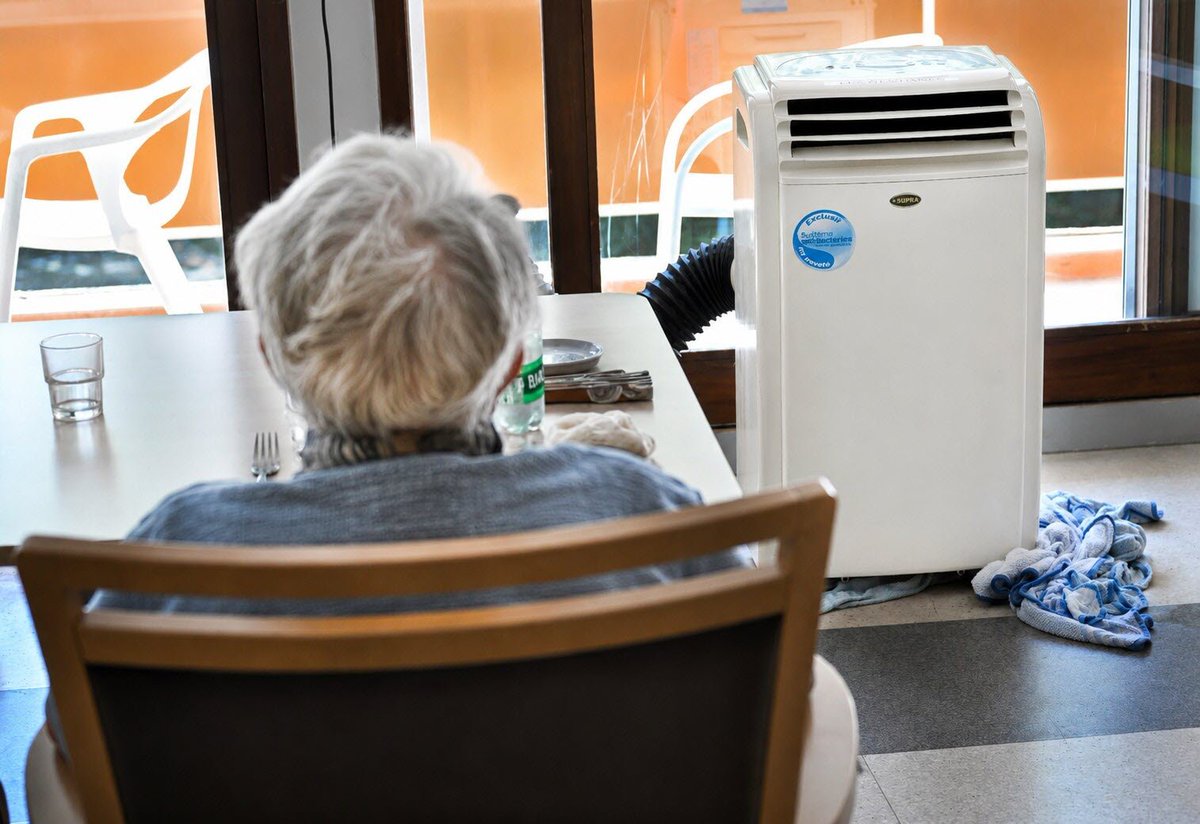 AlertesInfos's tweet photo. 🇫🇷 Une vingtaine de climatiseurs commandés par l’État pour l’hôpital d’Avesnes-sur-Helpe sont inutilisables : équipés de fiches italiennes, ils ne peuvent pas être branchés sur les prises françaises. (La Voix du Nord) https://t.co/ybd2c2TzRg