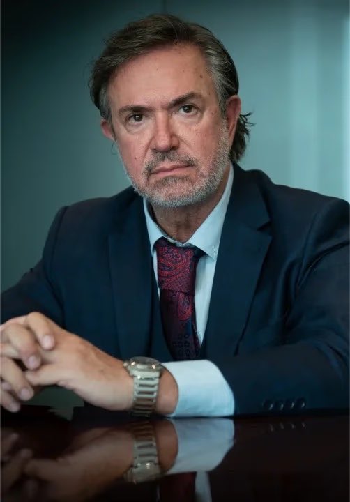 TendenciasDepor's tweet photo. "Tofoni"

Por el duro revés judicial que recibió en EEUU el empresario denunciante de la AFA: la Justicia lo acusa de haber usado información confidencial para "operar" con periodistas argentinos, y le ordenaron que devuelva los documentos en el plazo de 14 días. https://t.co/G0n7L2lF20