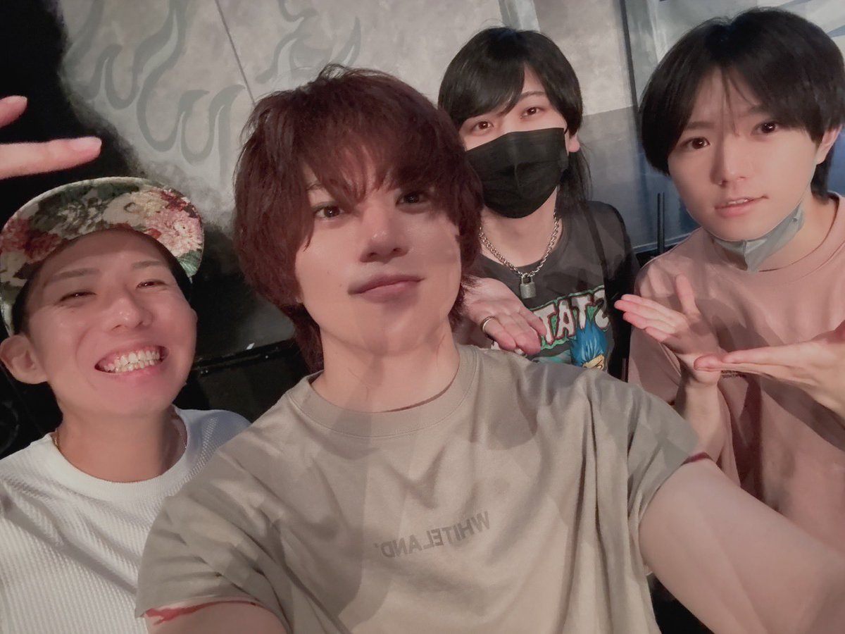 toshi__joy's tweet photo. #刃牙ステ みんなで観劇させていただきました！！

かっこよかった。。。
いつもの優しくて柔らかい祐吾さんが、舞台の上では完全に刃牙そのものでした。
殺陣も演技も鳥肌立ちまくりでした！！！！！ https://t.co/WsNKcESRAo