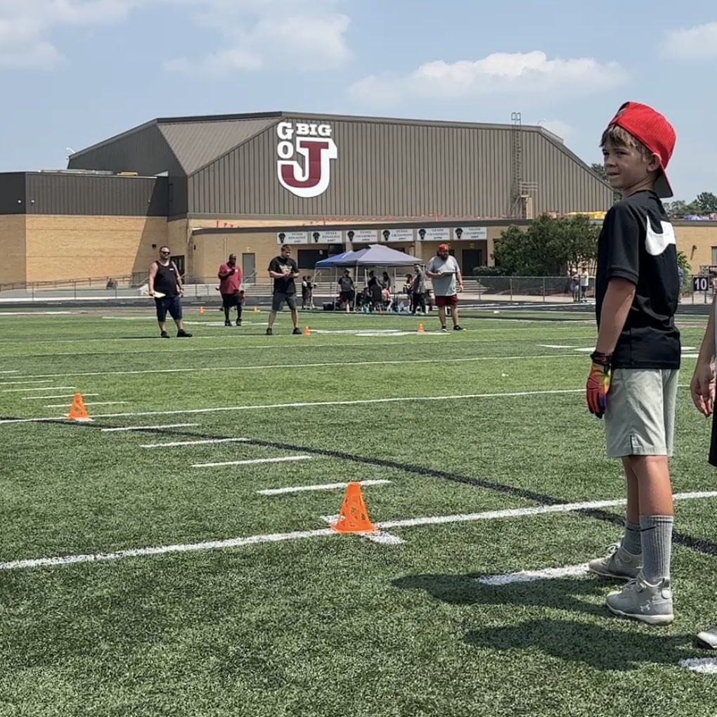 CodyVincent's tweet photo. Excited to take this little dude to the @BallStateFB Youth Camp tonight! 🏈💪🏼

Get your 🍿 ready, @CoachU_BSU! I’ll get you all the times, film and measurables, @SWiltfong_! 😅 https://t.co/P5Nqj8fvbE