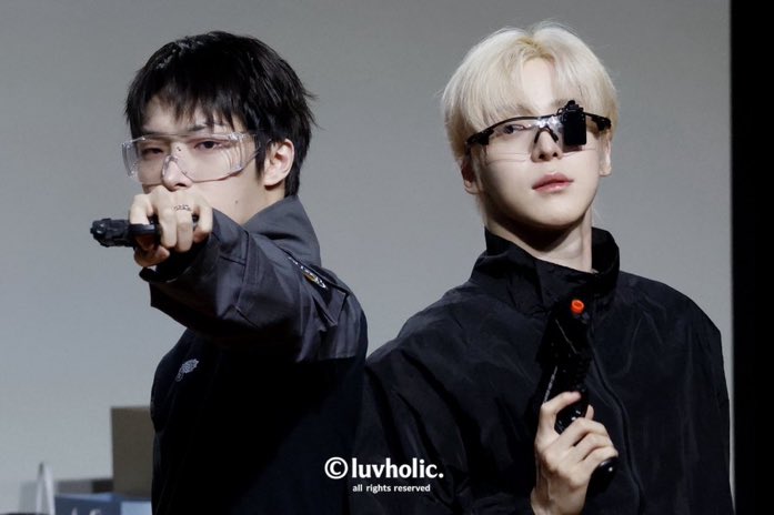 yhupdates's tweet photo. OMFG YUNGI https://t.co/MHxMNuL2bn
