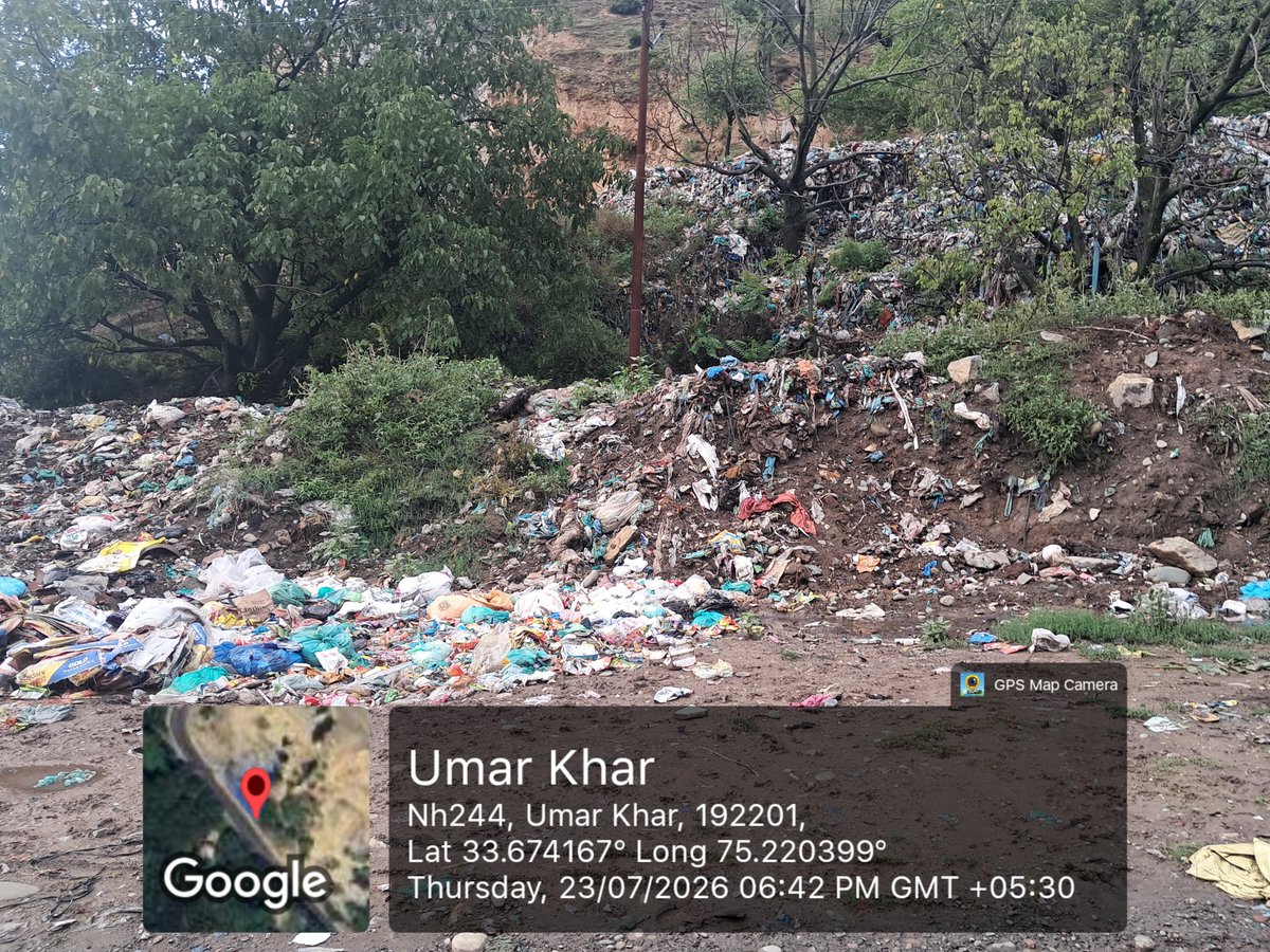 trashtalkmk1's tweet photo. Breaking News:
Plastic has officially applied for permanent residency in Anantnag.
This is the road to Kokernag.
We market Kashmir as paradise. Plastic seems to have bought a season pass.
Time for better waste management, segregation, and accountability.
#TrashTalkAnantnag https://t.co/0XvyaiS7pO