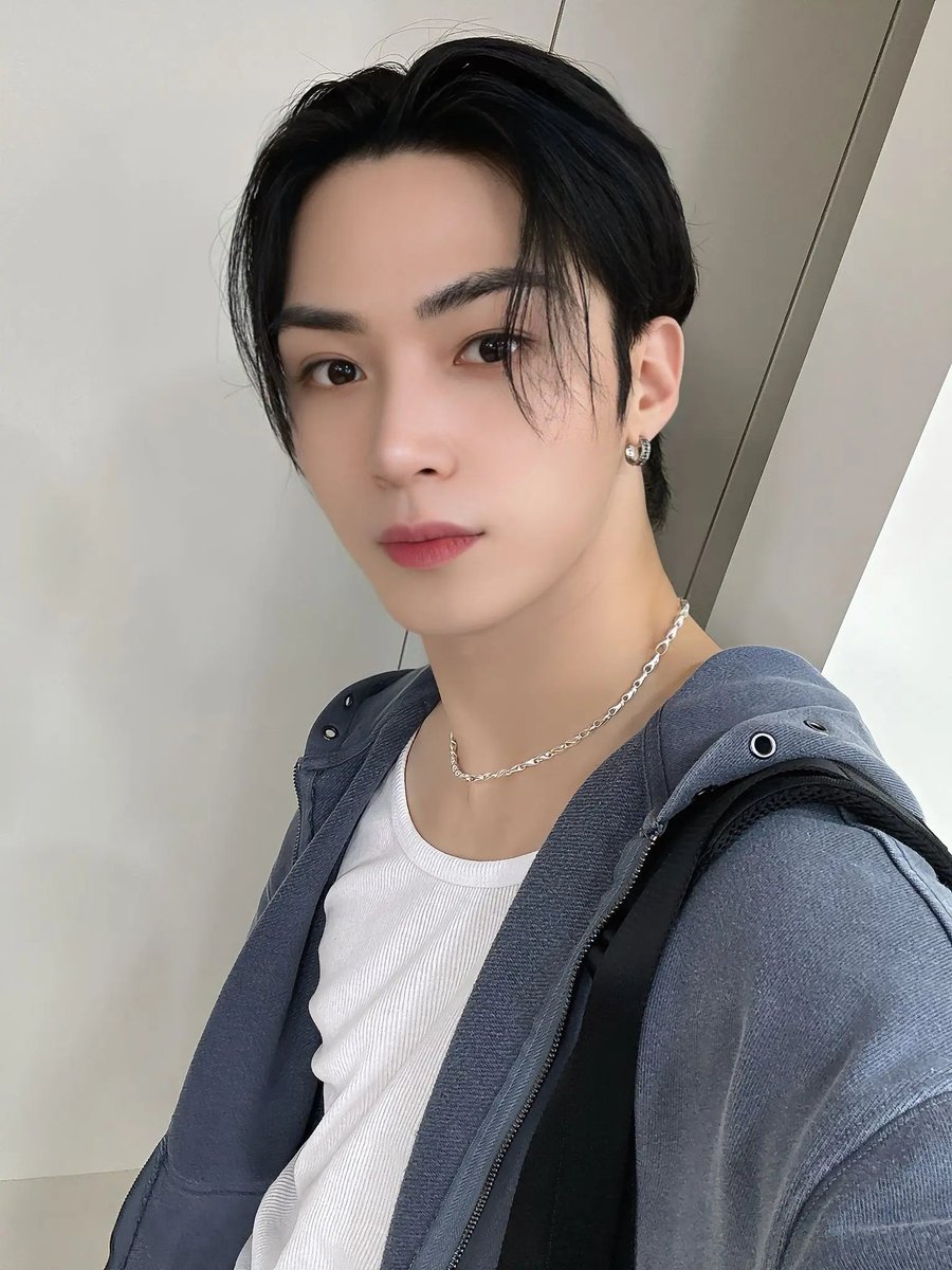 Hangyeom_ku's tweet photo. Serasi banget kan🔥🔥🔥

#JUNGHA
#HANGYEOM https://t.co/lEaTJrzkKE