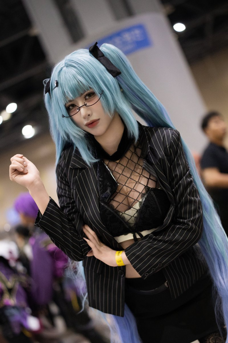 nyanyameal's tweet photo. Privaty Sharp Lesson 🩵
#NIKKE #NIKKEcosplay #Privaty https://t.co/uKonDhk8CV