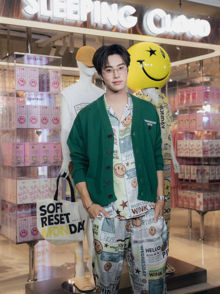 G4PPKris's tweet photo. 💚 (1)
https://t.co/JY4th5i9fu
#SleepingcloudTH
#SleepUpgrade
#CloudFriends
#CloudModeChallenge
IG: gemini_nt | 2026.07.23
GEMINI AT SLEEPING CLOUD SIAM CENTER
#GeminixSleepingcloudSiamCenter
#Gemini_NT #เจมีไนน์
@gemini_ti https://t.co/f53xx0MjDx