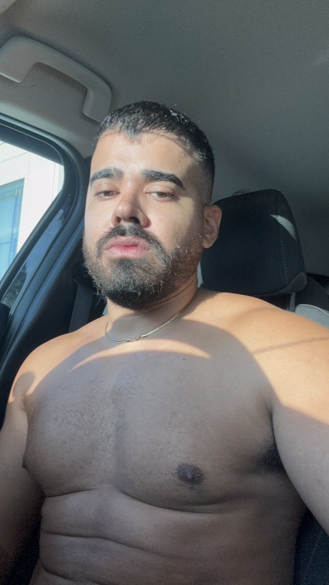 licnaked's tweet photo. Baby, por las noches tú me piensas, me pasa también. 🤪 https://t.co/zX1qAIarxt