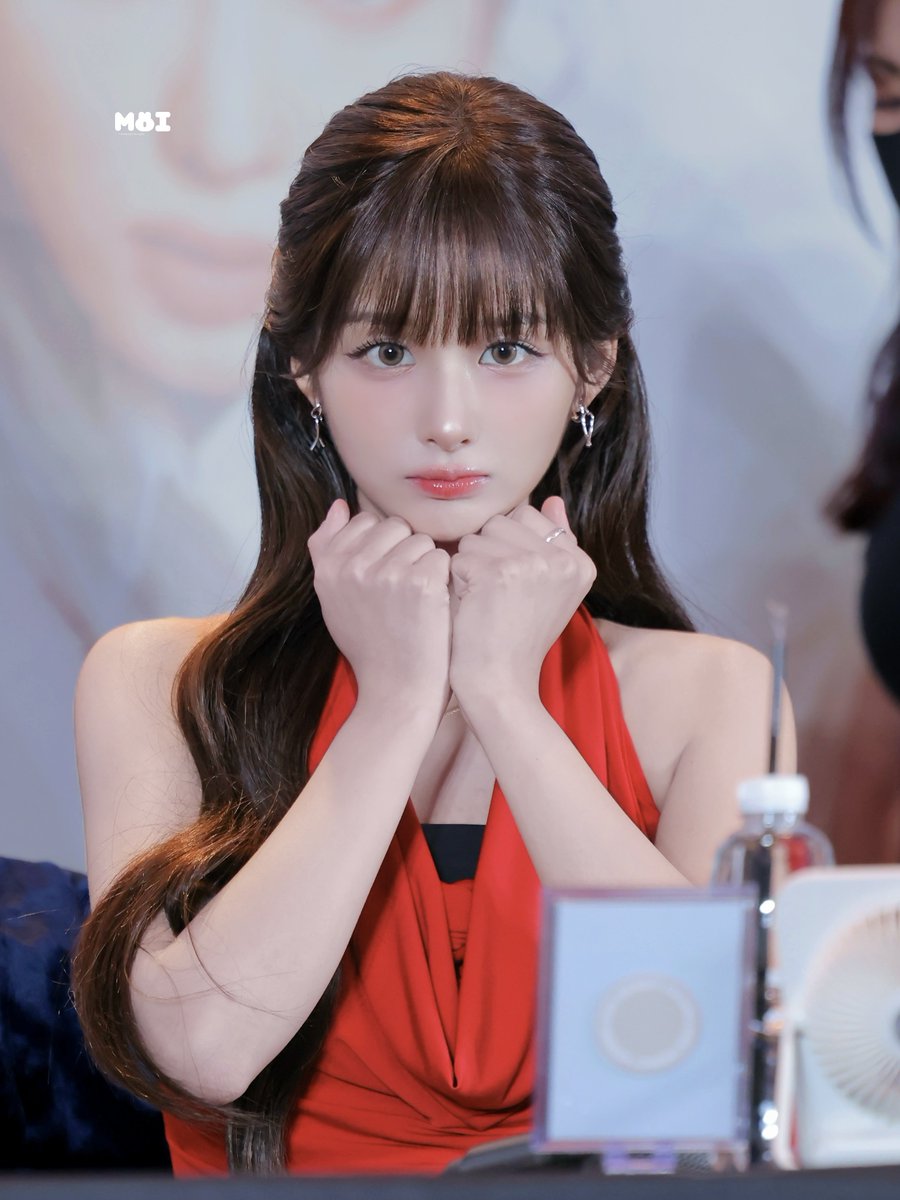 sullmoi0126's tweet photo. 260723
💃🏻

#NMIXX #엔믹스
#SULLYOON #설윤 https://t.co/xWhQhQ2IOq