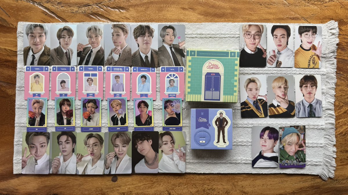 _fairyswing's tweet photo. WTS LFB PH BTS

✶ jhope deco kit rpc w film – 300
✶ all 7 deco kit photocard – 500

can get ot7 for free if claiming one hyung line pc set 💜

dday calendar member set [including the standees & popup]
✶ namjoon seokjin hoseok 200 ea
✶ jimin taehyung jungkook 400 ea

⤿ 💌 ⌗ merch bangtan rm jin yoongi suga hobi jhope jm v jk d-day festa 2021 poca