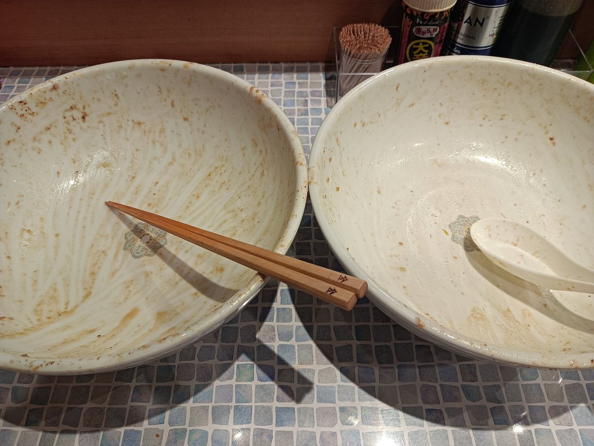 oghniku's tweet photo. #ミゾグチヤ 本店 (名古屋市) 汁なし麺麺増量✕15計2000g＋生卵 (味薄め全マシ) 味最高不変・ローテ確定 https://t.co/vbsfRirrPx