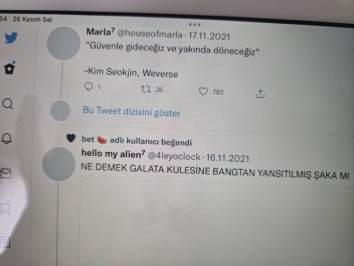 lloudertbombs's tweet photo. eski ipadimi buldum ve bi açtım 2021'de kalmış AĞLIYORUM https://t.co/QTSaAkKXjC