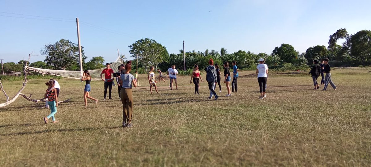 MarislayR48439's tweet photo. Actividades Deportivas Recreativas en el municipio Ciro Redondo Verano Con Mi Gente 
#InderCavFidelVive https://t.co/b7bhDcq19w
