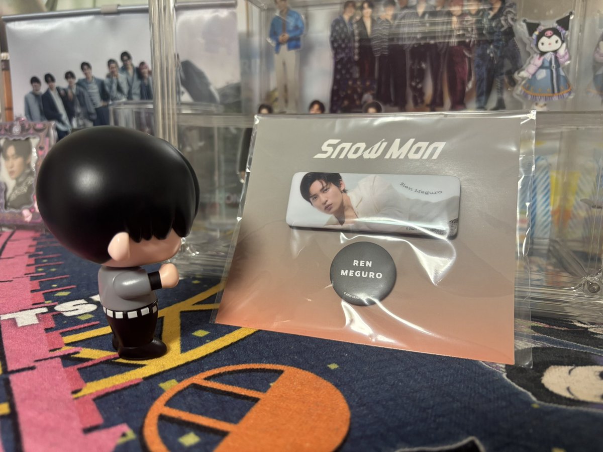mk_meme_216's tweet photo. オンラインで買った缶バ届いてた👼🏻🪽

〜自分が缶バになってるのを見つめるめめビを添えて〜 https://t.co/43Lw2T4IL3