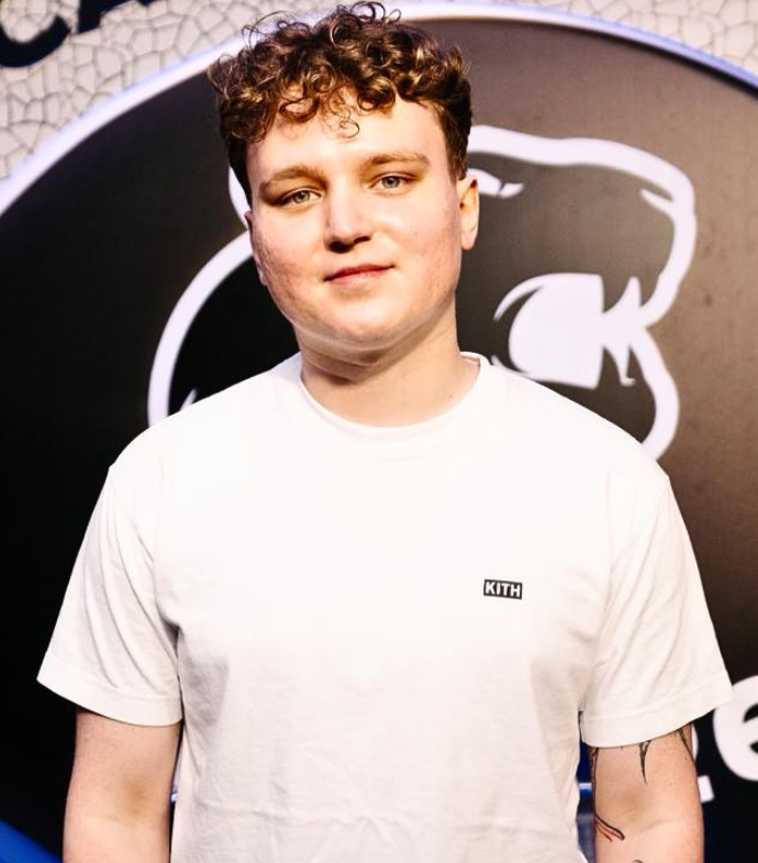 Ozzny_CS2's tweet photo. YEKINDAR was impressed by 100 Thieves and talked about Falcons' elimination:

"Re-watched the 100 Thieves vs Falcons match today, paid special attention to the third map. Rain was in absolute peak prime form there. He won so many key T-side rounds during the comeback, and sirah's 1v3 clutch was insane. 

Rain got k*lls when they were pushing A Main as two. Then they went for contact, and he caught TeSeS when he was jiggle-peeking with a smoke. I really recommend people re-watch this game, it was genuinely interesting. I only had it on in the background at first, but then I sat down and re-watched it properly. 100 Thieves definitely surprised me. 

As for Falcons... honestly, that's just typical post-vacation performance. It happens. Hopefully, we won't have that tomorrow. But Falcons shouldn't be too upset, it's just BLAST Bounty. Honestly, it shouldn't really matter that much. But I'm really happy for 100 Thieves. Papa dev1ce, papa rain... that's crazy, for sure."