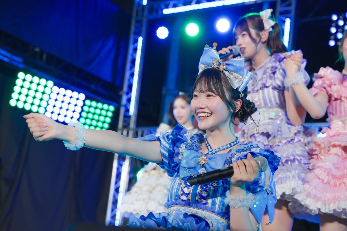marin_ms_0329's tweet photo. 4日間？7日間？まいにちみんなと会えて、ライブができて、しあわせすぎて、なにも疲れてないです。もう元気もりもりです。みんなだいすきいつもありがとうまりんみんながいてくれるからげんきなの、
みんなのお顔とかペンライトとかほんとにすっごくよくみえてて、それがねほんとにね嬉しくてね、全員の顔まりんみてる！
とにかくねなにを伝えたいかと言うと、まりんみんなのこと大切でだいすきなの！みんなにつたわってますように！