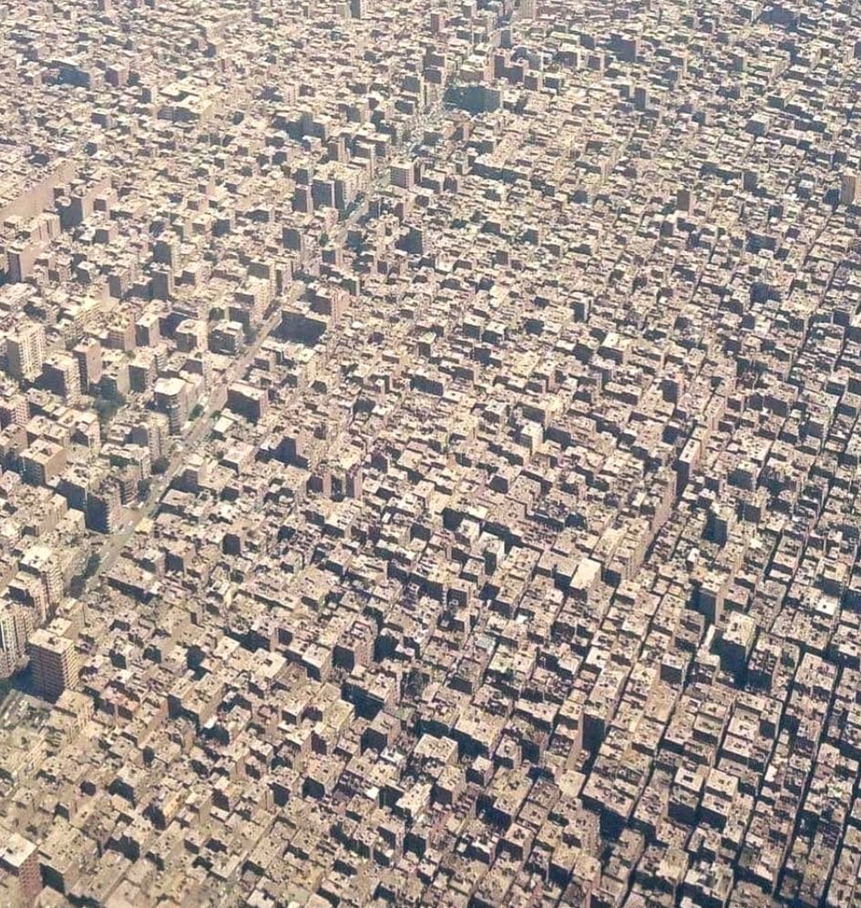 3ajel_ksa's tweet photo. 🚨🚨

منظر جوي للعاصمة المصرية القاهرة https://t.co/xJilramdho