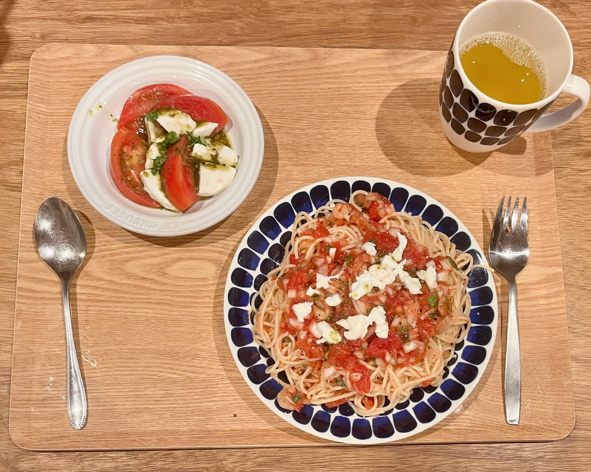 6a_moco's tweet photo. トマト好きによる🍅
トマト香る贅沢トマトだらけの晩ごはん✨

夏にぴったりで、とってもおいしかったです🍝🌟

#渚のれすトラん https://t.co/8qBRKA81Dp