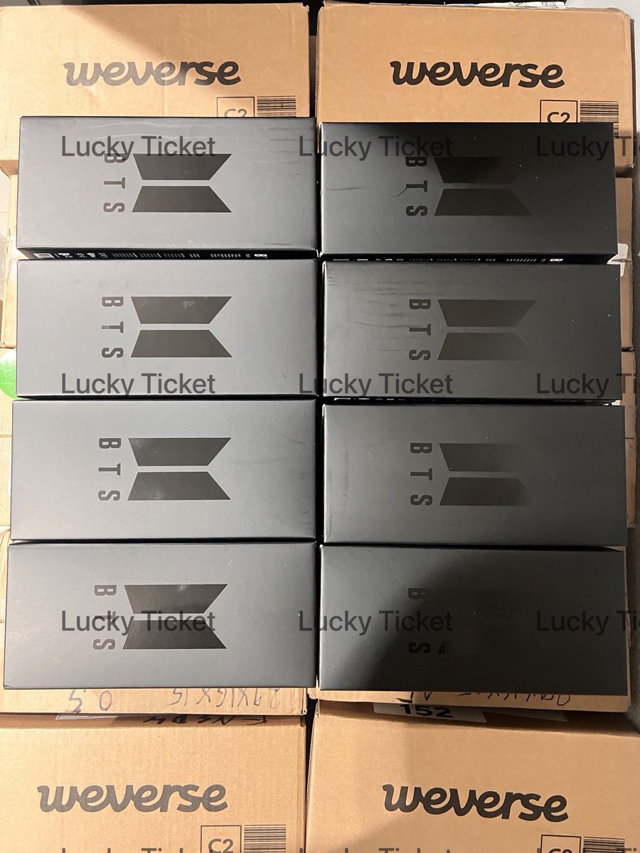 luckytickettt's tweet photo. แท่งไฟ BTS รอบพรี ตอนนี้ของถึงไทยแล้วนะคะ  

📍ใครสนใจ ตอนนี้จะมีรอบญี่ปุ่น เว็บเริ่มส่งของกลางสิงหา ได้รับสินค้าทันคอนแน่นอนค่ะ

💜1,990฿/แท่ง

#อัพเดทกับluckyticket https://t.co/ArUjf2amRf