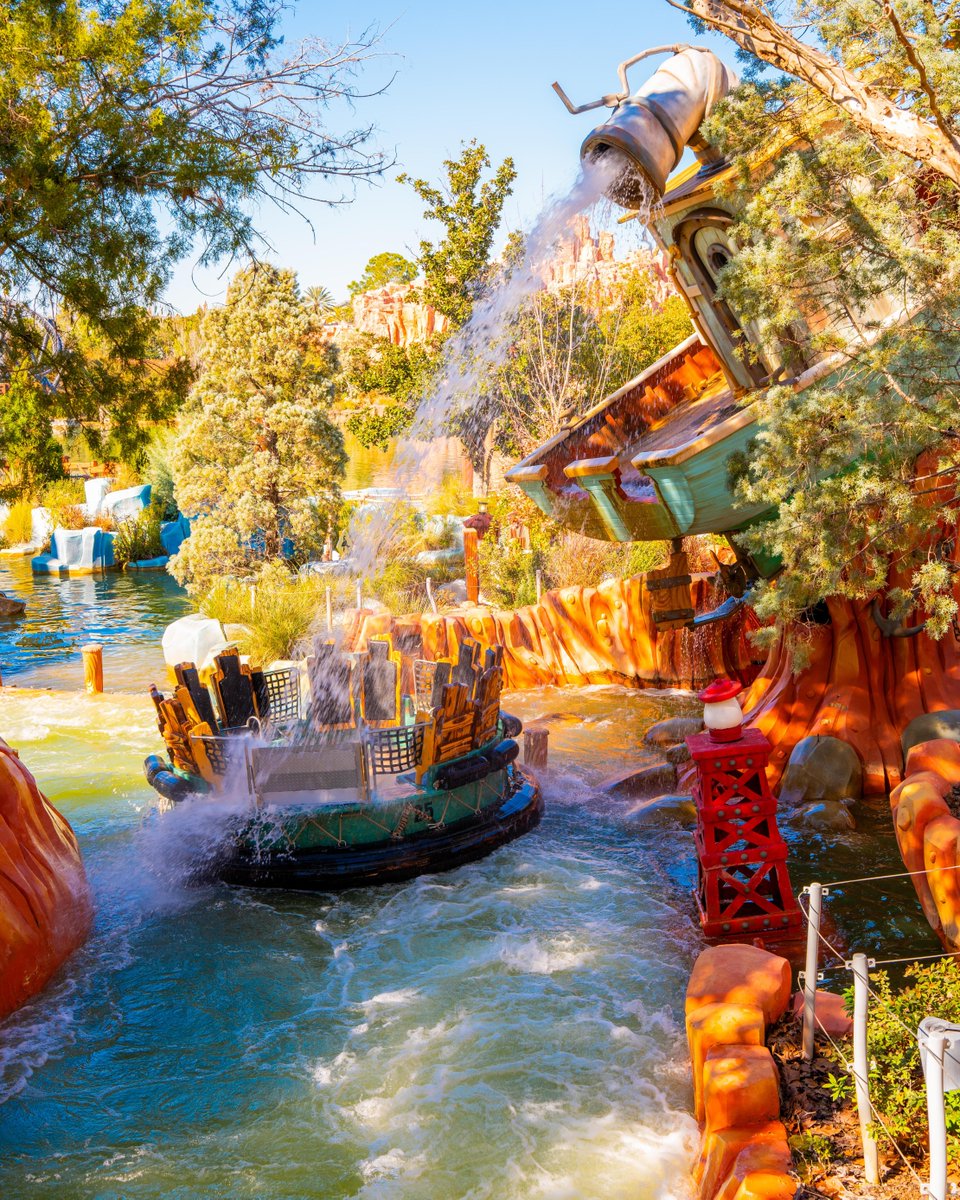 UniversalORL's tweet photo. If you can say "Popeye &amp; Bluto's Bilge-Rat Barges" five times fast, we'll tell you the secret to staying dry. https://t.co/sayGswyueX