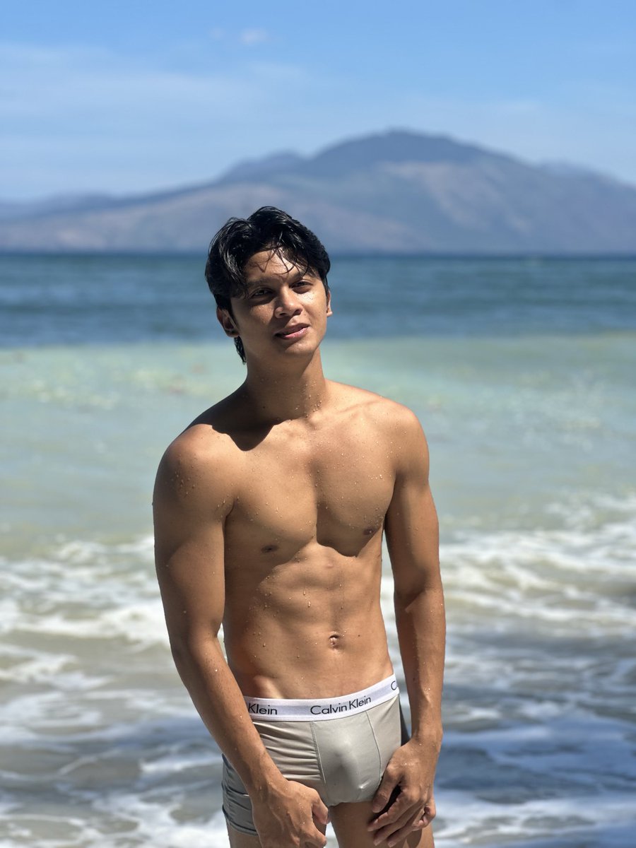 JLaucas0009's tweet photo. Vitamin sea 🌊 https://t.co/RVLnoMzwRL