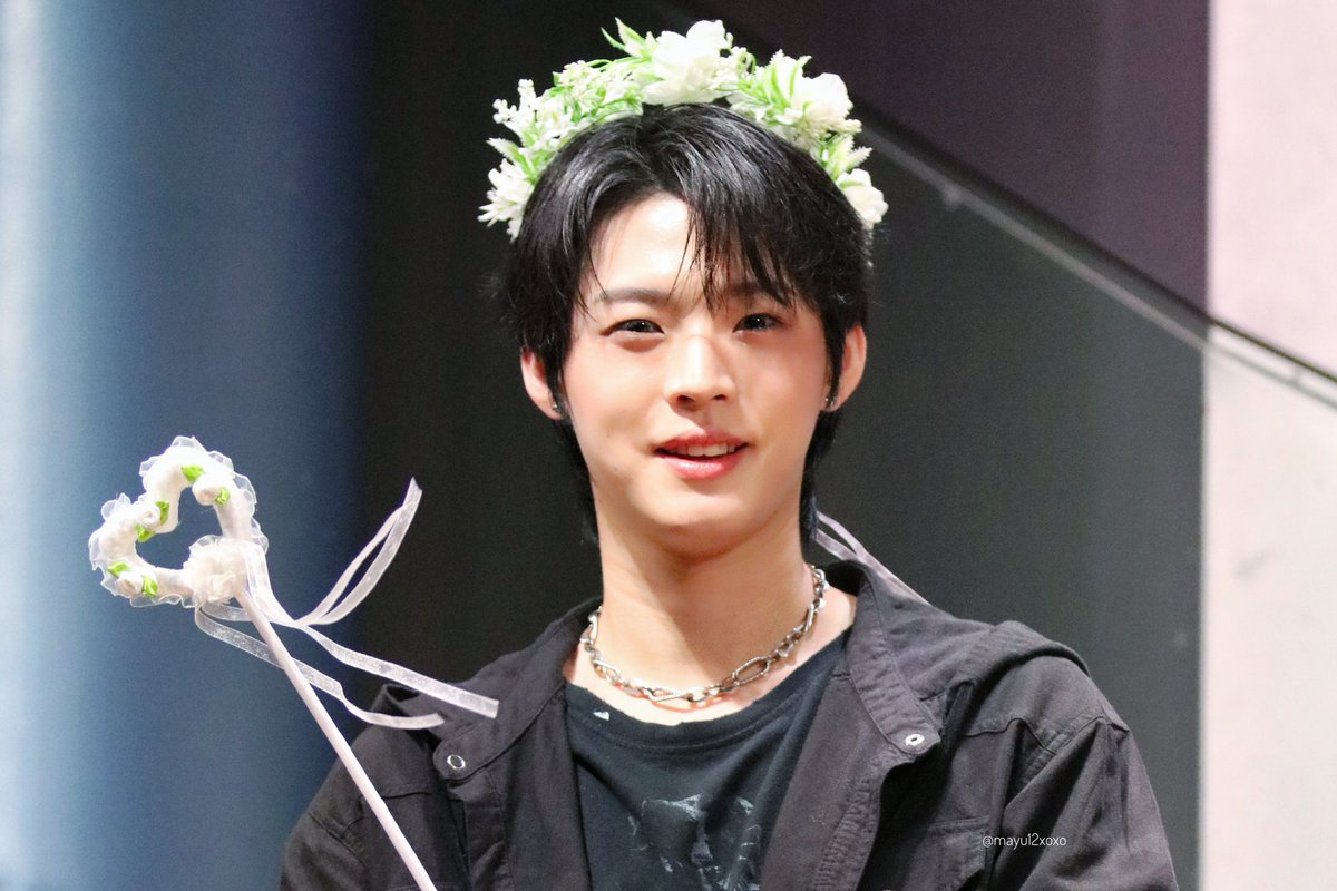 mayu12xoxo's tweet photo. 260721 사웨 도쿄 팬싸
サウェ 東京ペンサ

#온앤오프 #オネノプ #ONF
 #효진 #ヒョジン

ヒョジンくんの撮れ高が凄い…どれもボツに出来なかった🌟
ハートのステッキフリフリしまくってたのめっちゃ可愛くてステッキ付属させてよかった😇❤ https://t.co/V4AK94uJYM