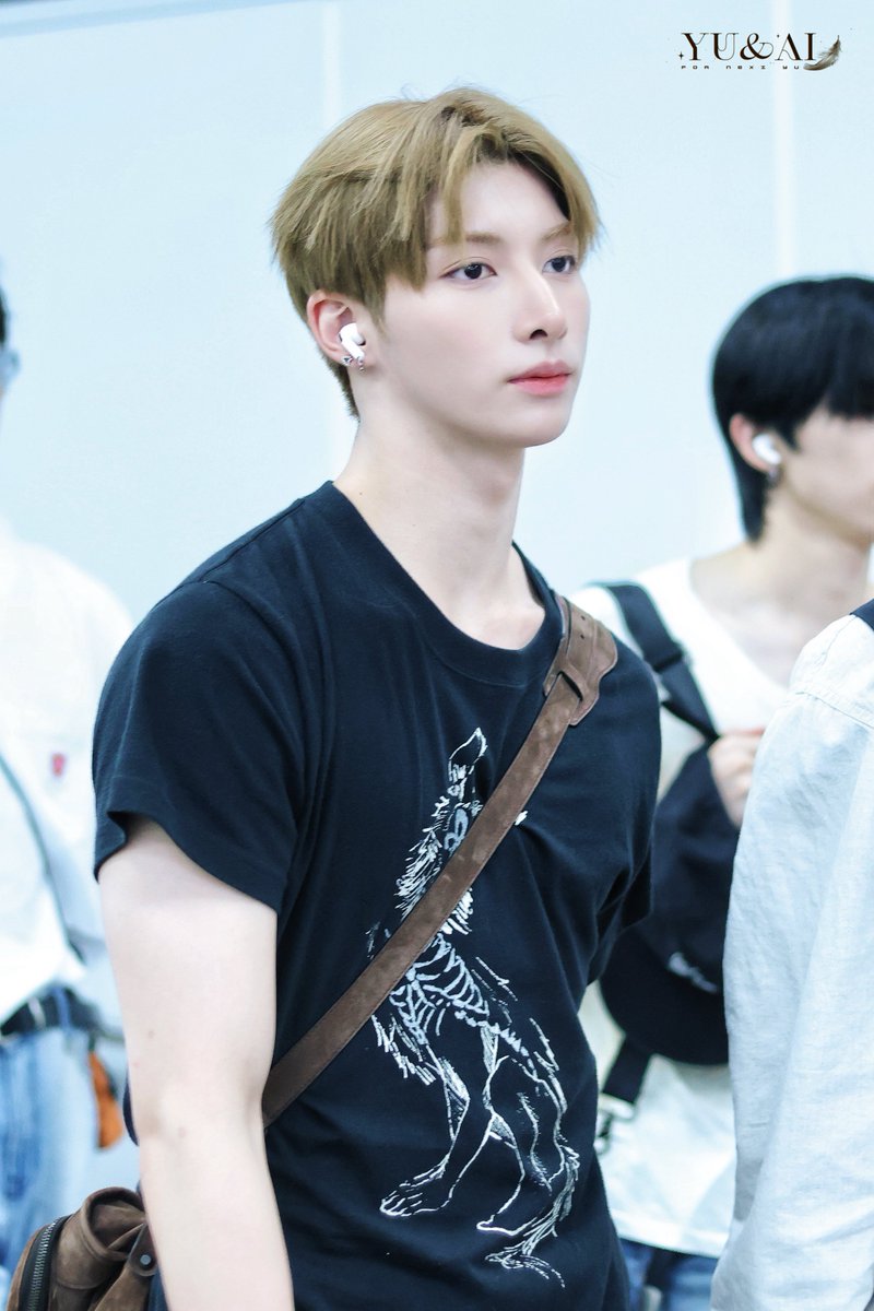 yuandai0427's tweet photo. 260723 GMP Arrival 

HQ1

#NEXZ #YU 
#ユウ #유우 
#ネクスジ #넥스지 https://t.co/Wh2ZBvAN7w