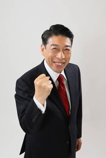 zundamotisuki's tweet photo. 3億3000万円の税金を使って海外旅行する県知事はクビにするべきだと思う人‼️

手をあげるのだ✋

🙋‍♂️< こんなクズはクビにするべきだと思います。 https://t.co/ph112QOoRK